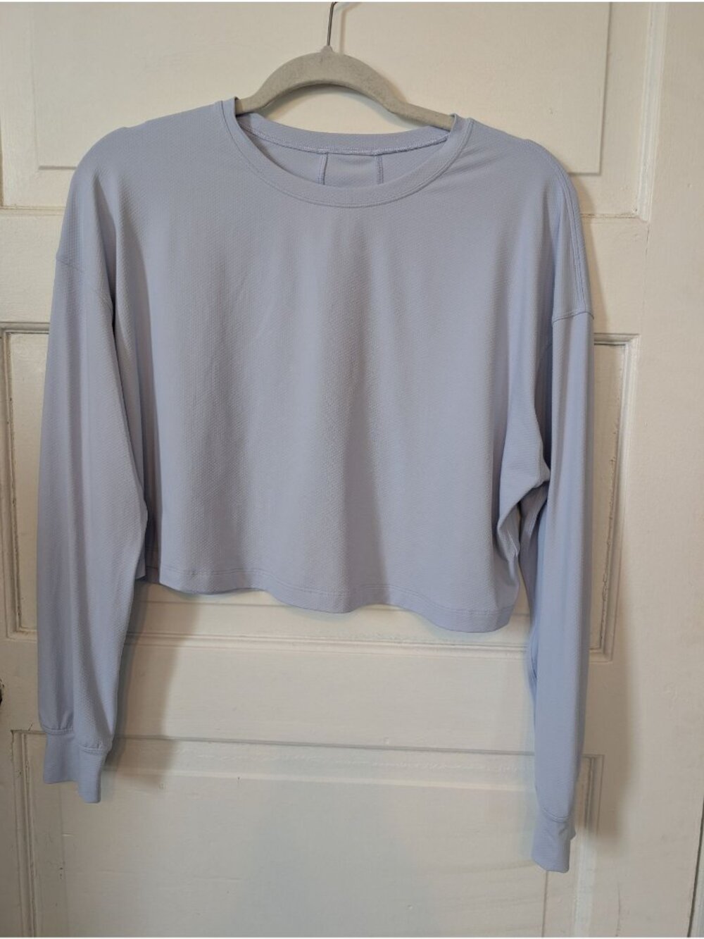 Lululemon Women's Light Blue Muscle Love Long Sleeve Top Size S Workout